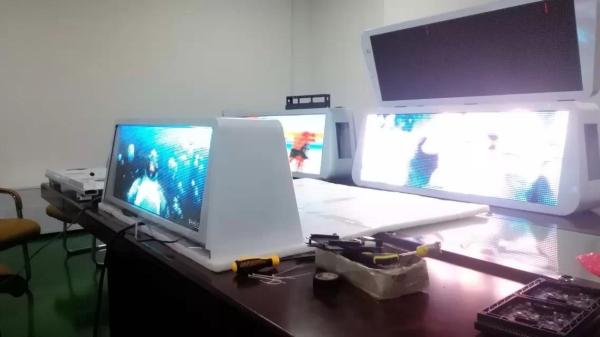 Quadro de avisos impermeável do táxi 3G do smd da cor completa que anuncia o pixel de 5mm