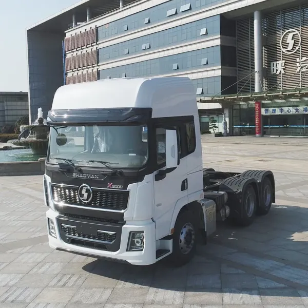 Shacman Weichai Engine Large-Sized Items Cargo Transport Tow Tractor Truck