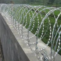 Venda Quente Cross Razor Barbed Wire Flat Wrap Razor Barbed Wire E Clips Razor Wire