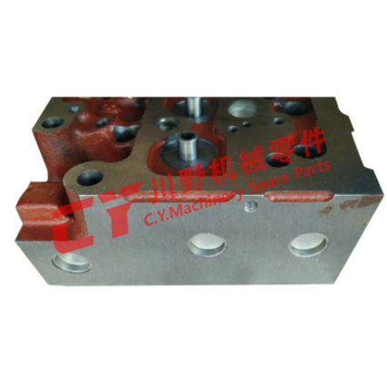 PC200-5 6D95 Diesel Engine Cylinder Heads 6106-11-1830 6206-11-1810
