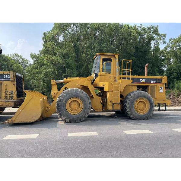 Япония сделала CAT 980F использовало затяжелитель начала затяжелителя колеса