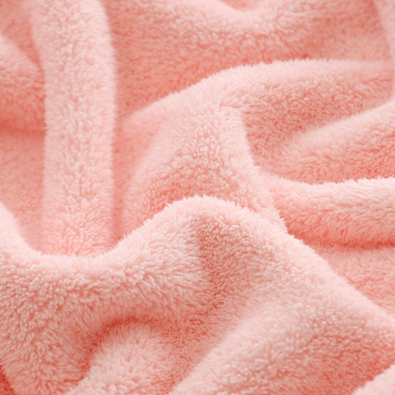 Luxury 300gsm 120cm Coral Fleece Bathrobe Machine Washable For Men / Women