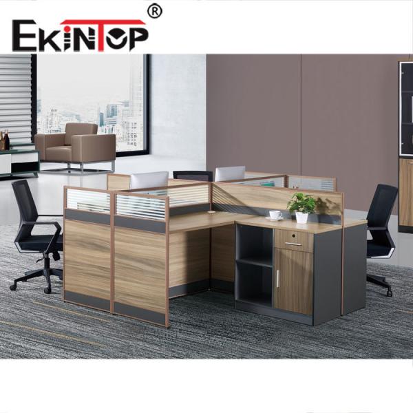 Коммерчески прочная сверстница раздела рабочего места офиса удобная