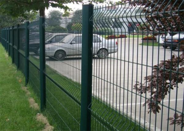 4mm Curvy 50 X 200mm Galvanized Welded Mesh Fencing Triangle 3d Wire Mesh Fence Panel