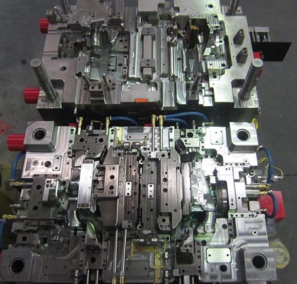 High Standard Precision Injection Molding Tool , Multi Cavity Mold With Steel Material