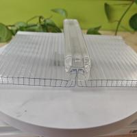 断熱屋根用四層U字ロックポリカーボネートシート