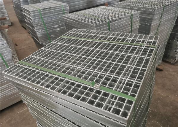 Q235 Wind Resistance Welded Steel Grating 1500mm Width ISO9001 Approved