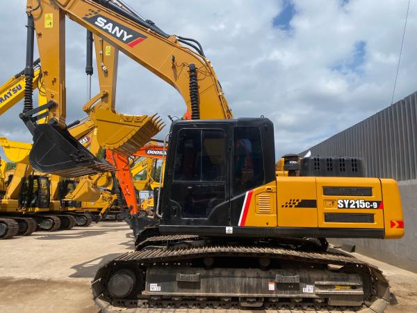 Used Sany SY215C Hydraulic Crawler Excavator with Cummins QSB6.7 Engine 21800kg Working Weight and 114 kw Power