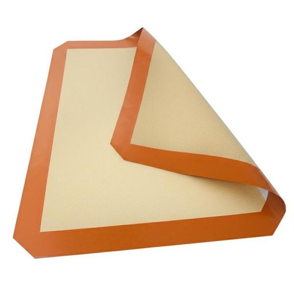 PTFE Coated Fiberglass Fabric Silicone Baking Mat with 1 or 2 Coating Side 2.1-2.3g/cm3 Density and 17 Oz/sqy Unit Weight