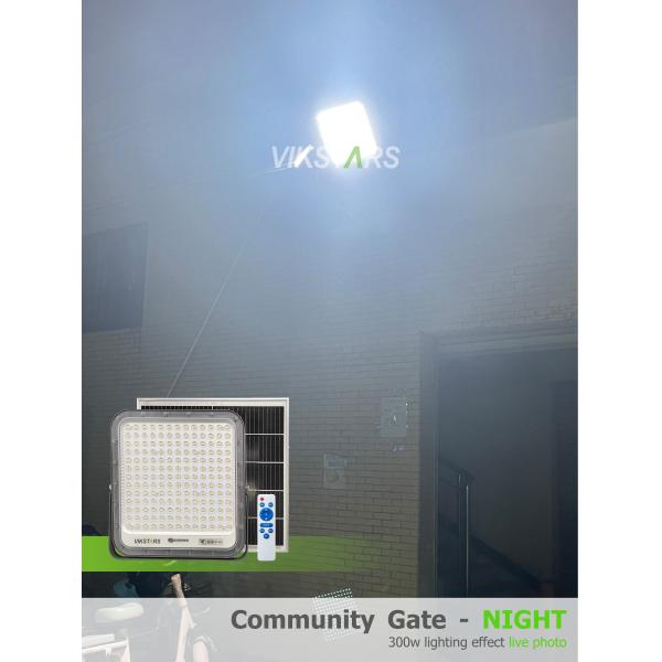 Battery Replaceblae 60w 100w 200W 300w Solar Flood Lights With PC Lens