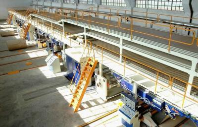 Máquina ondulada da cartonagem de 5 dobras automática