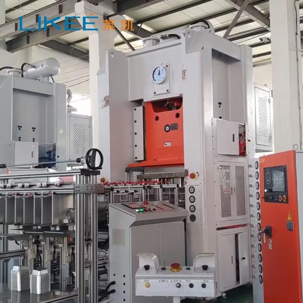 Recipiente de alimento 26KW de alumínio que faz a máquina 12000pcs/H a capacidade de produção alta