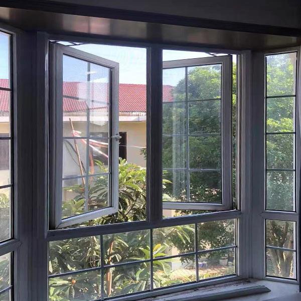 Black Mothproof Aluminum Retractable Fly Screen Door Custom Size