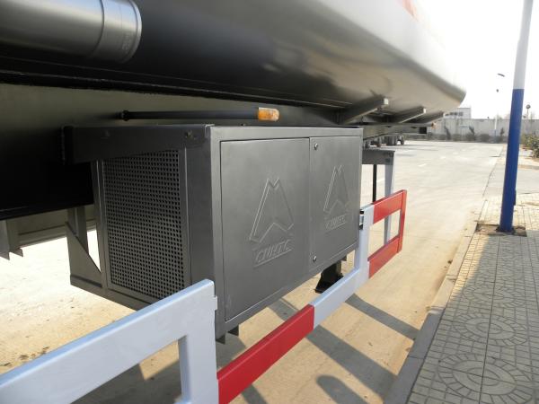 40000L tri Axle Oil Tank Trailer CCC para reabastecer semi o reboque de trator noun