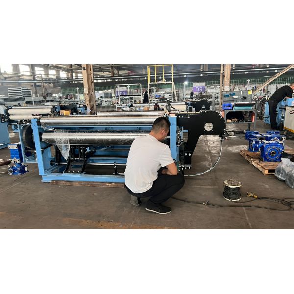 High Precision Light Duty Metal Wire Mesh Weaving Machine Quick Turnaround