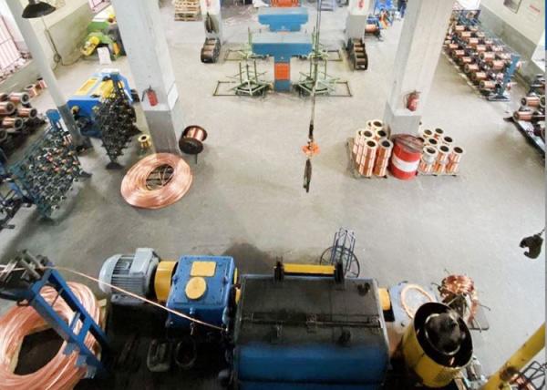 fio de cobre ascendente Rod Melting Machine do tubo da máquina de moldação 170A contínua