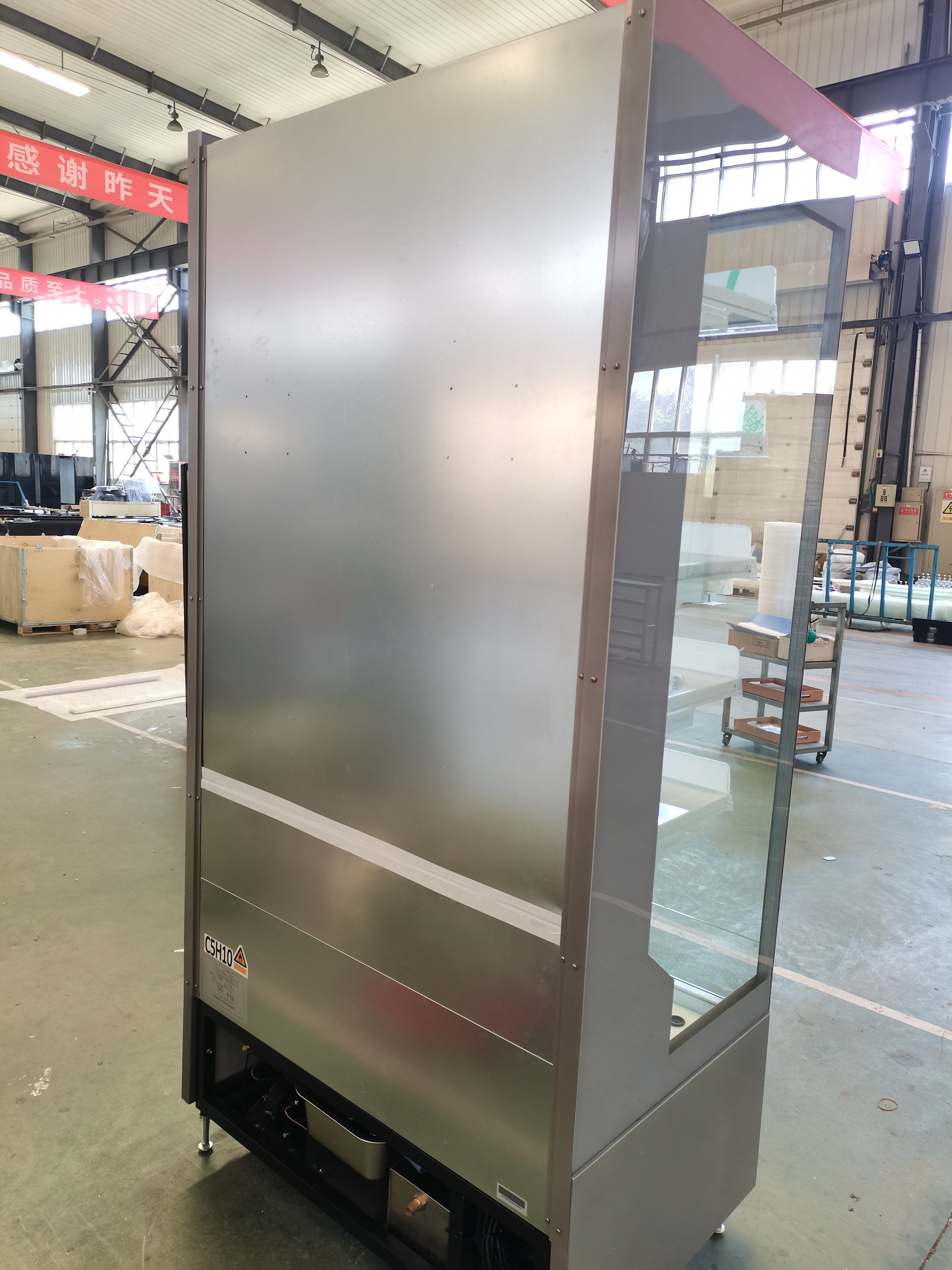 ELF 998mm Glass Door Self-Contained Display Refrigerator – 640mm Depth, 5 Shelves, LED, SAIWEI EC Fan, Low-E Glass