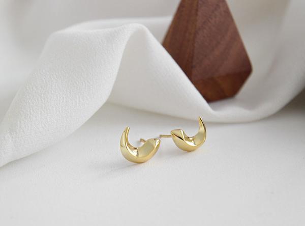 Lanciashow 925 Sterling Silver Stud Earrings Moon Shape Rhodium And Yellow Gold Plated Jewelry