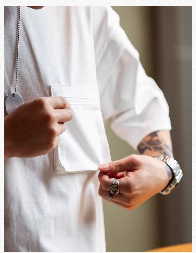 Men's Oversized Relaxed Fit T-Shirt with Soft Cotton Fabric and Functional Chest Pocket
