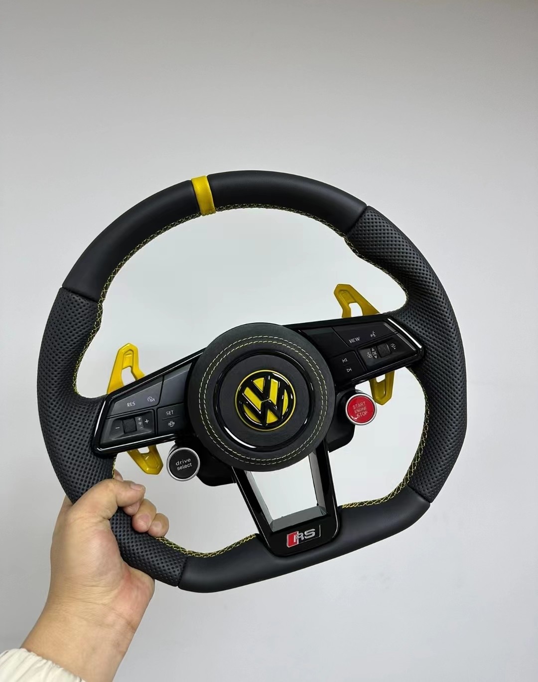 Volkswagen R8/RS/GTI/Golf R Multi-Function Steering Wheel for MQBPQ Multi-Platform Support