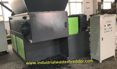 High efficiency hollow blow plastic shredder machine capacity 600-1000kg in recycling industry