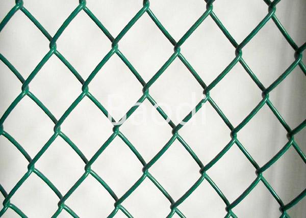 Green Plastic Chain Link Mesh Fence Roll For River Banks / Garden / Airport