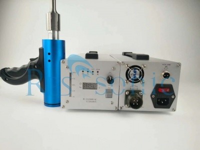 Handheld Ultrasonic Plastic Welder , 28KHz Ultrasonic Plastic Welding Machine