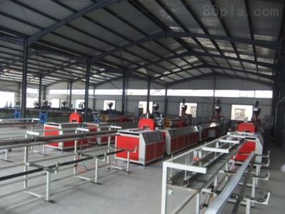 CE ISO9001 Plastic PVC WPC Profile Extrusion Line Low Noise High Performance