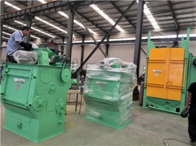 Machine croulante de grenaillage de la ceinture Q326 en caoutchouc pour des pièces en métal