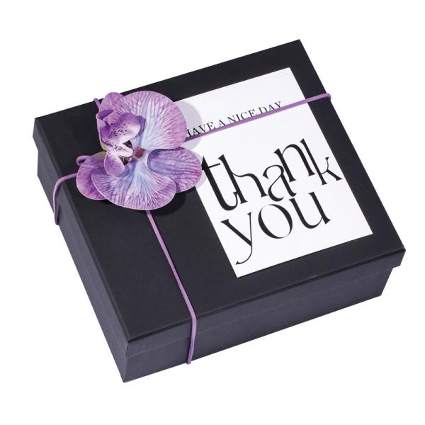 Boîte cadeau personnalisable pour entreprise Noir design orchidée violette