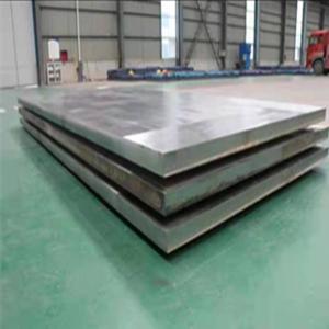 Placa folheada formada explosão 9200mm do titânio A36 para o reator Shell da