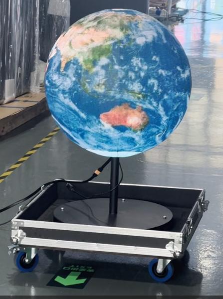 Creative Led Ball Display P2.5 0.6m Diameter , Led Screen Ball Indoor Advertising