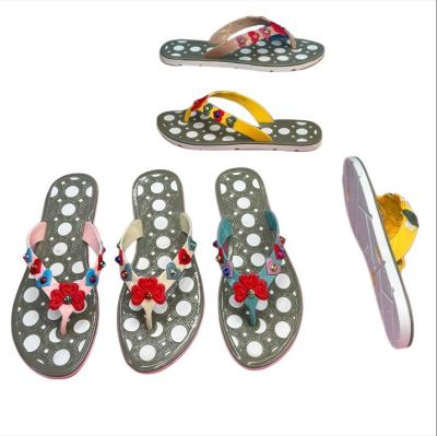 PVC Women Polka Dot Sole Thongs With 3D Flower And Heart Stud Accents