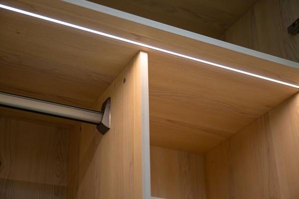 Villas Sliding Door Wardrobe Storage Units ODM Assembled 2 Door Sliding Wardrobe