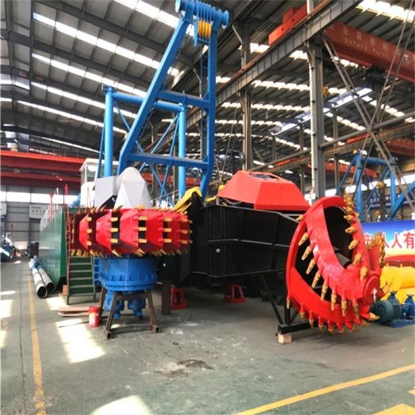 Cumins Diesel Engine Cutter Suction Dredger with Booster Station
