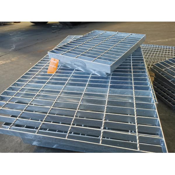 Industrial Platform Stair Treads Steel Grating 5mm Thick For Railway Bridge