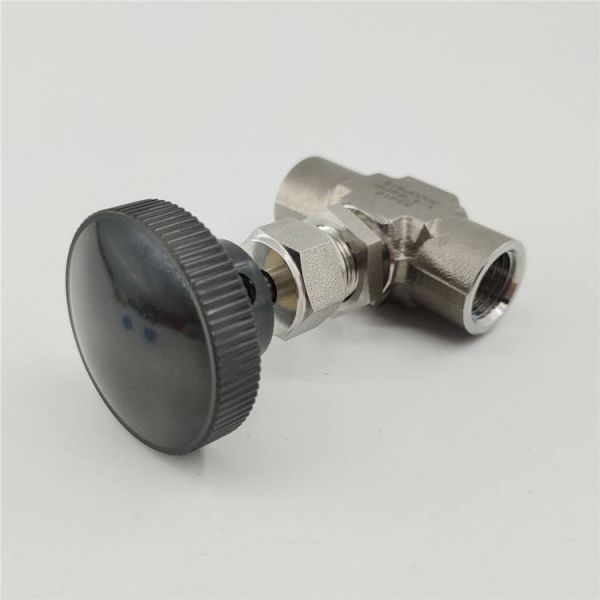 SUS316 Stainless Steel Straight Female Thread Needle Valve Knurled Black Plastic Handwheel Instrument Needle Globe Valve