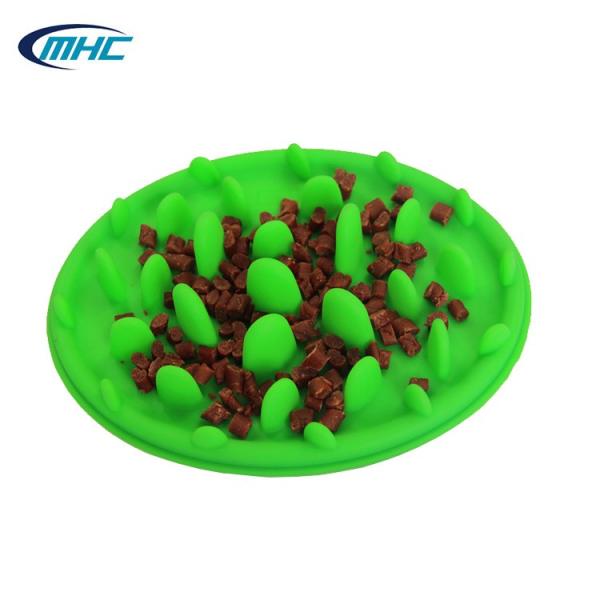 Silicone Slow Feeder Dog Bowl Sustainable Slow Eating Cat Bowl Waterproof