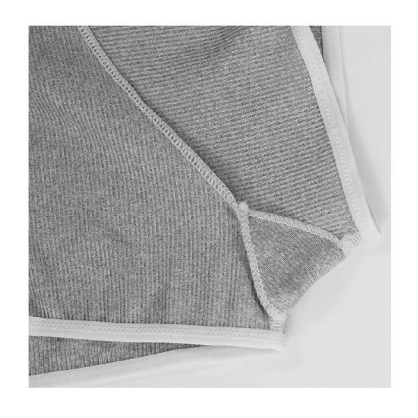 Добыча йоги женщин спортзала сексуальная замыкает накоротко сводку боксера лета коротких брюк спать танца спорта атлетическую