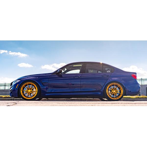 Le créneau Kanan a balayé l'or BMW de sucrerie a forgé des roues