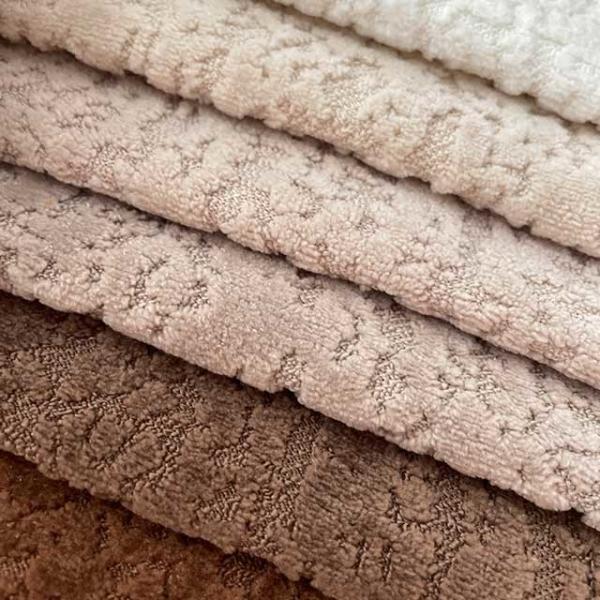Contract Grade Textured Fabric For Sofa Heavy 470g/M Polyester 28 Colors Stocked