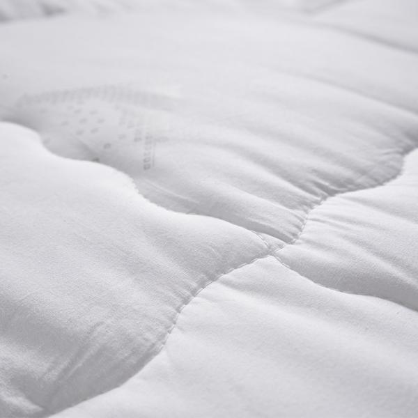 Warm Hotel Style Quilt Student Hotel Down Quilt Accept Customized Logo