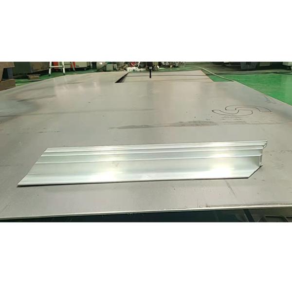 550mm Saw Blade Photovoltaic Solar Border CNC Cutting Saw