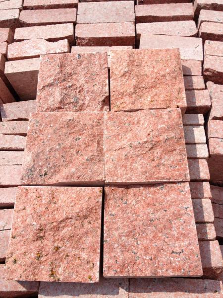 Red Color Rough Granite Kitchen Countertop Floor Tiles 50x50 Slab 2.73 g/cm3