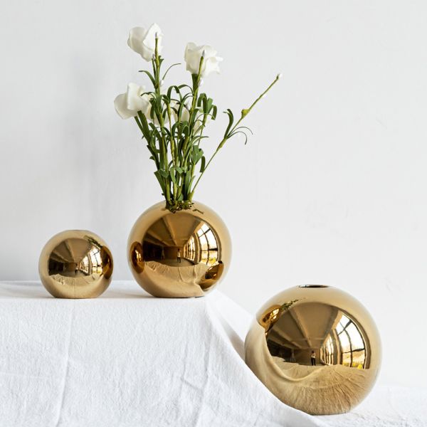 Gold Mirror Sphere Vase for Modern Home Decor