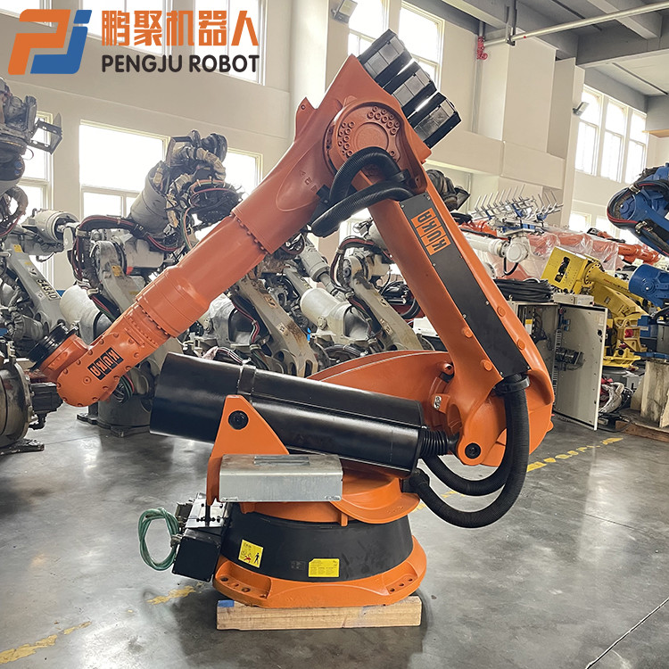 Падение в используемом роботе картины роботов KR210-2K Kuka