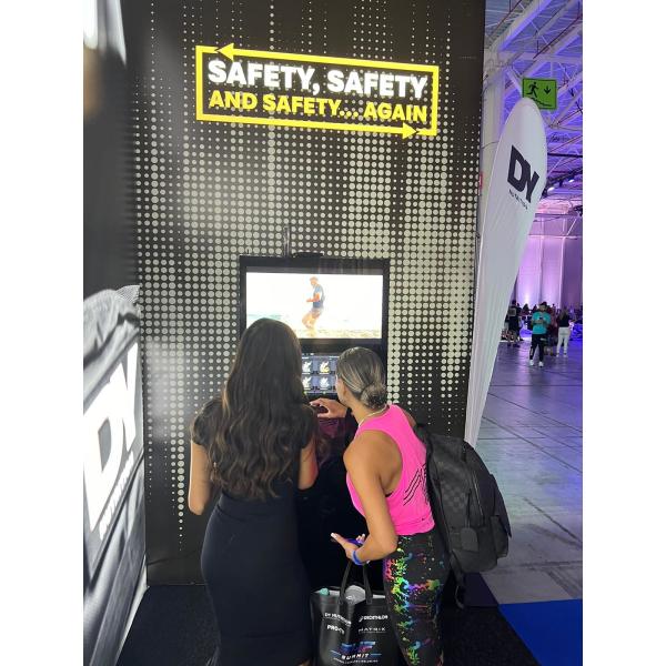 Professional Touch Screen Commercial Coffee Vending Machine School-Friendly