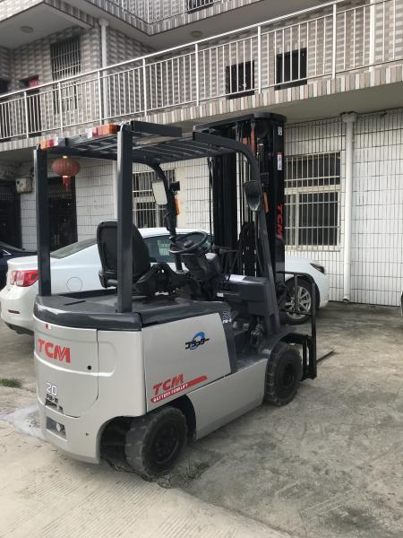 Compact Design Japan-Made TCM 2-Ton Used Electric Forklift With 5-Meter Lifting Height Electric Drive