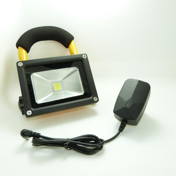 Wired 8.4 Volt Battery Charger , Reusable Flashlight Battery Charger 60*28*50mm