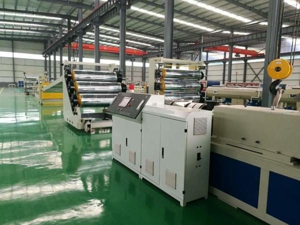 400 kg/h Máquina de fabricação de folhas de PVC 80/156 Linha de produção de folhas de PVC